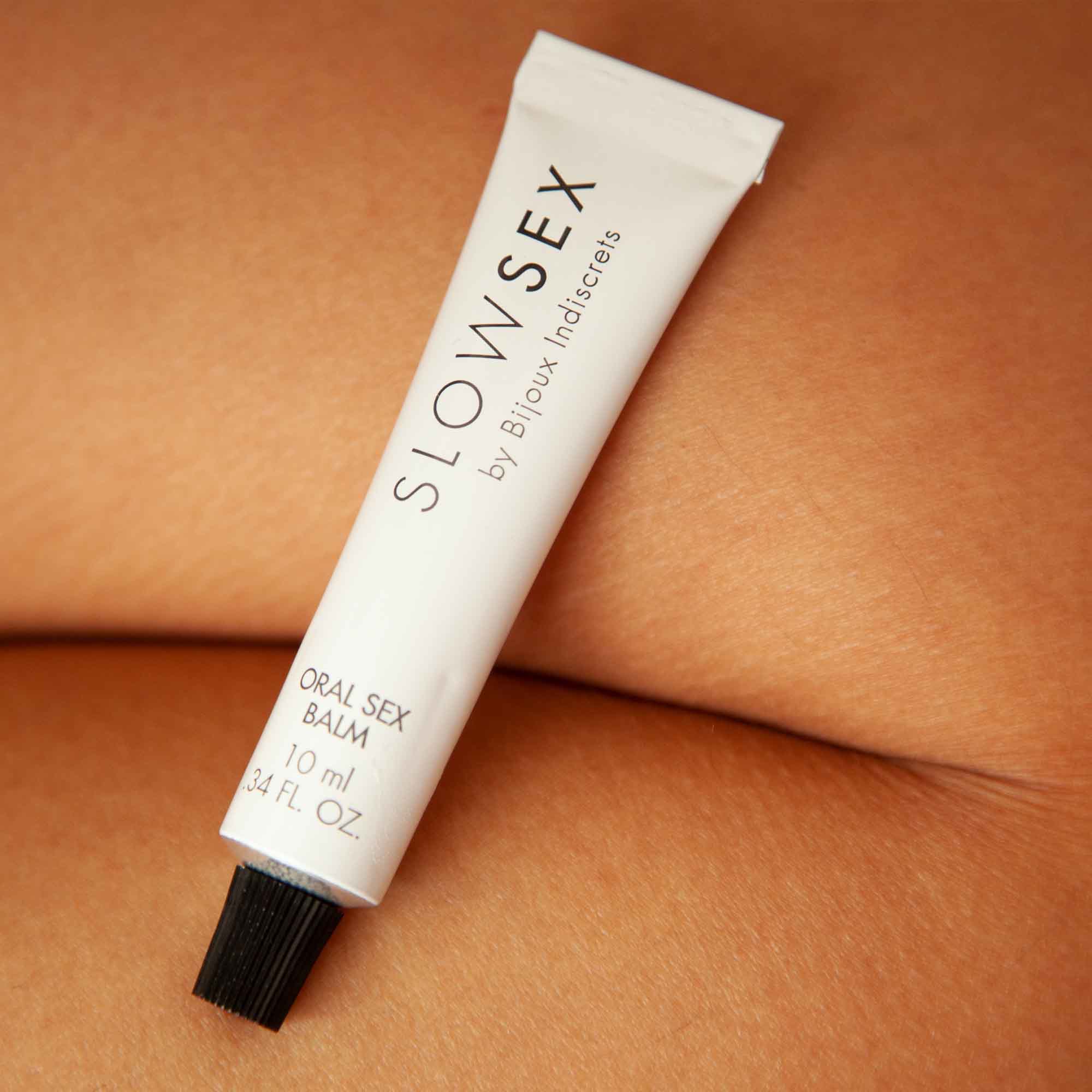 Balsam pentru sex oral cu aroma de cocos Slow Sex - tub