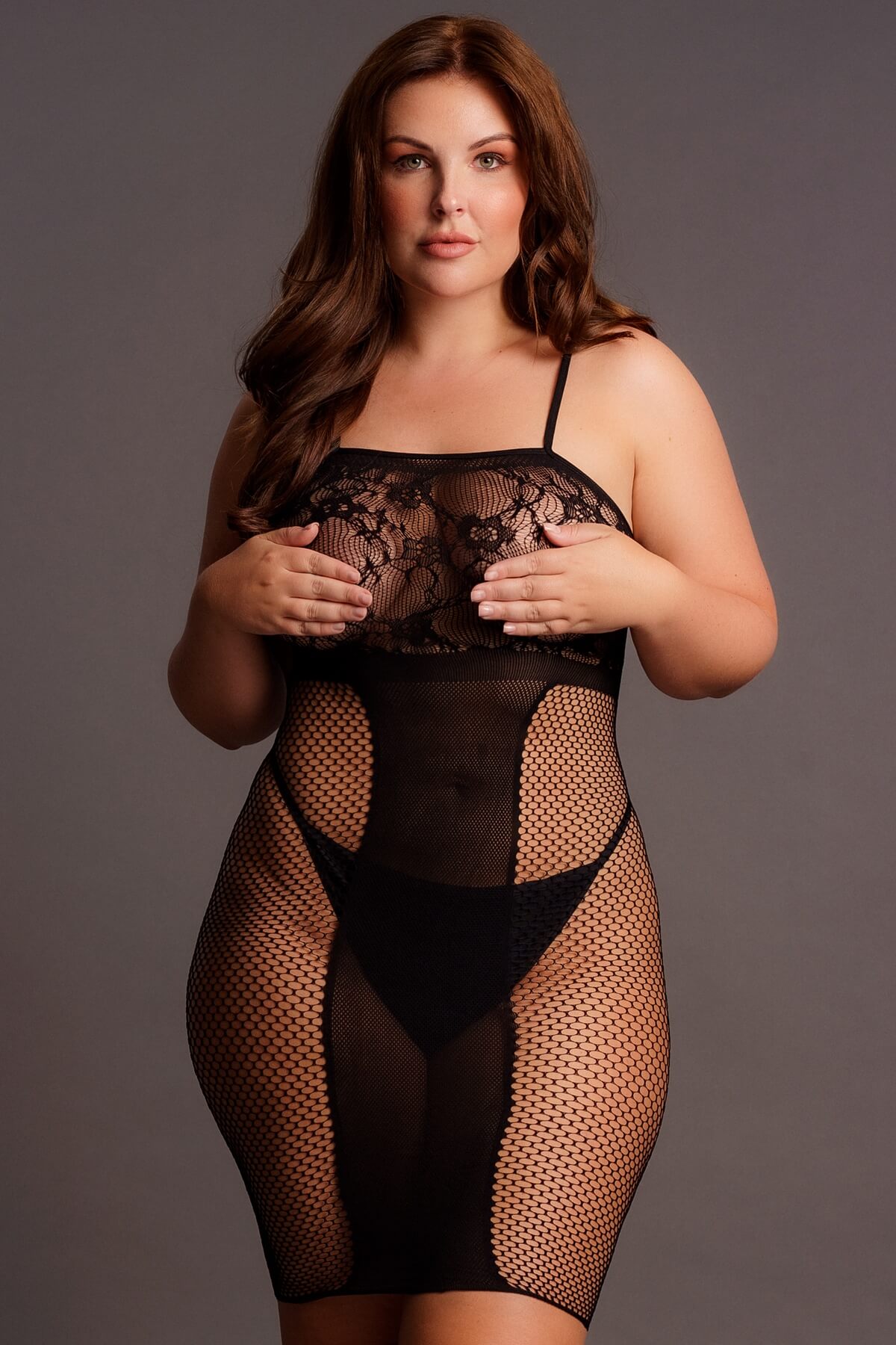 Rochita lunga plus-size din material plasa fina si cu ochiuri mari DES037 negru - front