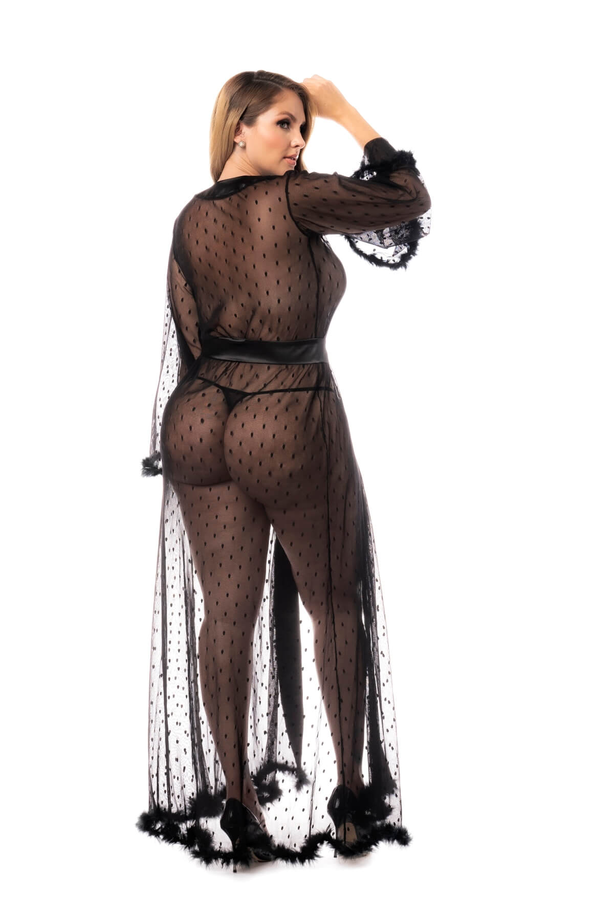 halat maxi pana la glezne in marime plus size din tul fin negru si tiv din puf Heidi, negru