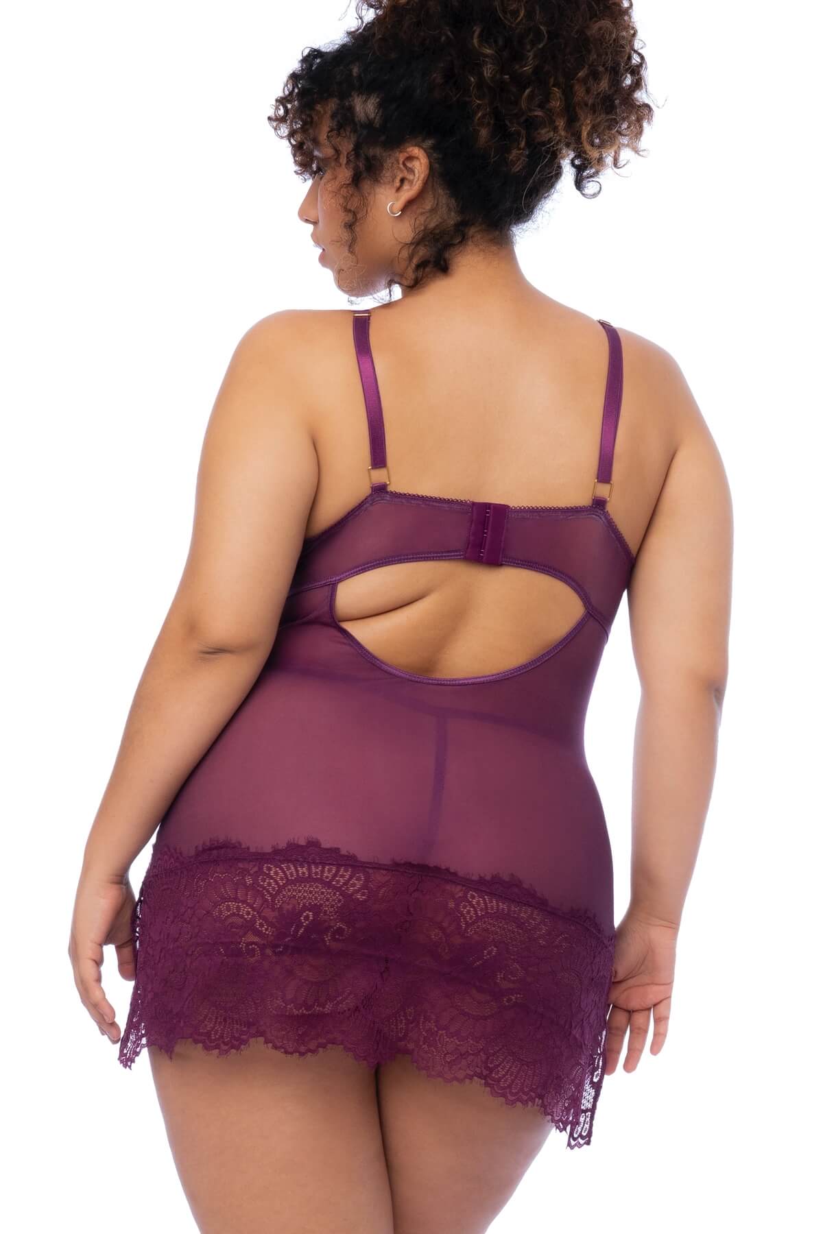 Neglijeu sexy plus-size din dantela si plasa mov - bordo Forever Love - spate